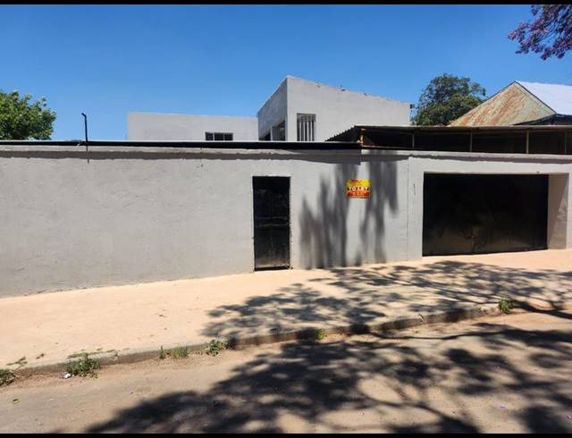 16 BEDROOM HOUSE FOR SALE IN BELLEVUE